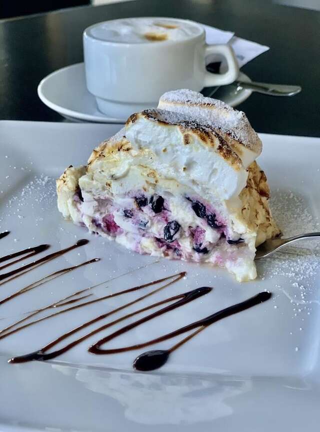 Комплексы для отдыха с коттеджами/бунгало Комплекс отдыха 