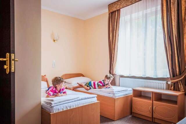 Комплексы для отдыха с коттеджами/бунгало Комплекс отдыха 